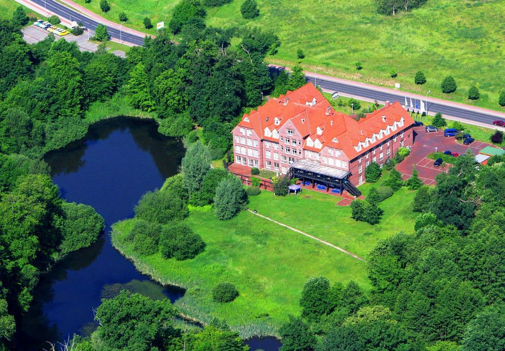 Park Hotel Fasanerie Neustrelitz Exterior foto